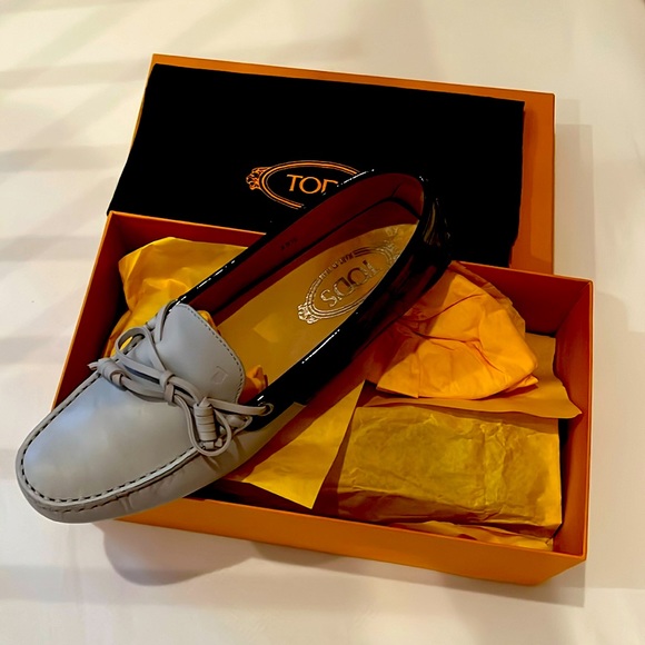 Tod’s Women’s Gomini riders loafers size 39.5, like new - Picture 1 of 5